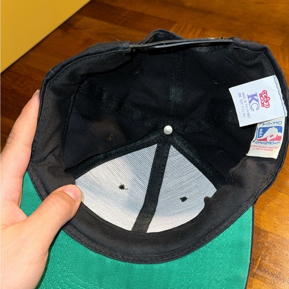 Vintage 90s Chicago Bulls Snapback Hat - Picture 7 of 8